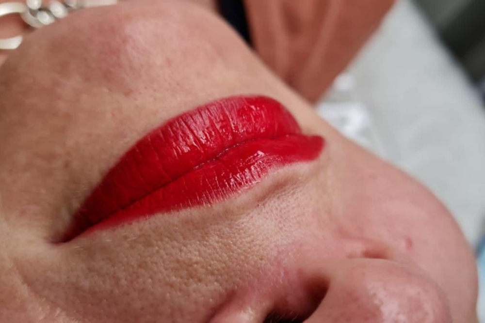 permanent lip makeup
